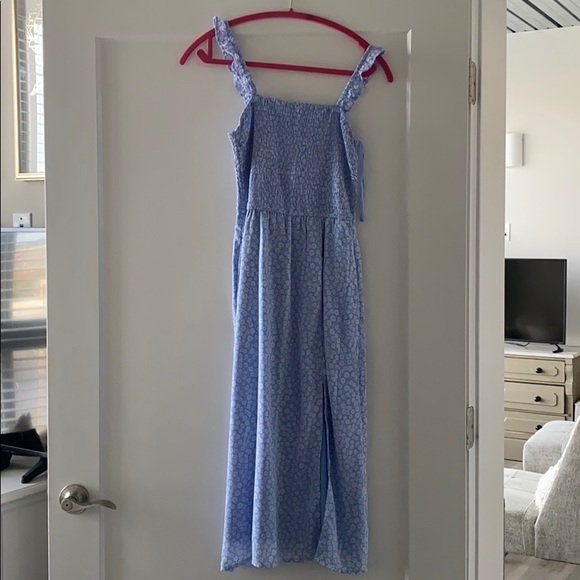 Abercrombie & Fitch Dresses & Skirts - A&F Midi Dress